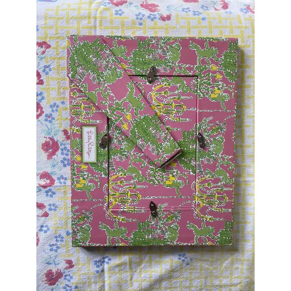 SHIPS 24 hrs Lilly Pulitzer Floral Frame with Mat for 4 x 6 Photo / Picture PINK - Picture 2 of 3